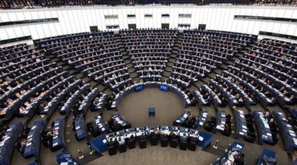 ΕΕ: «Κίνδυνος για τη δημοκρατία τα κατασκοπευτικά λογισμικά» – Εγκρίθηκαν πιο αυστηροί κανόνες