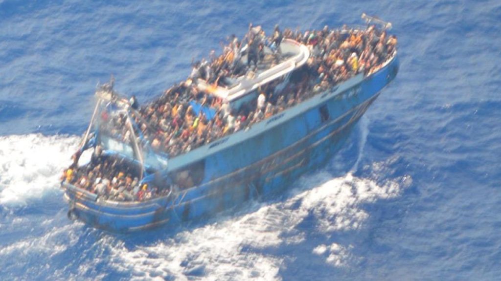 Σύλληψη 9 Αιγυπτίων για το ναυάγιο με τους παράνομους μετανάστες
