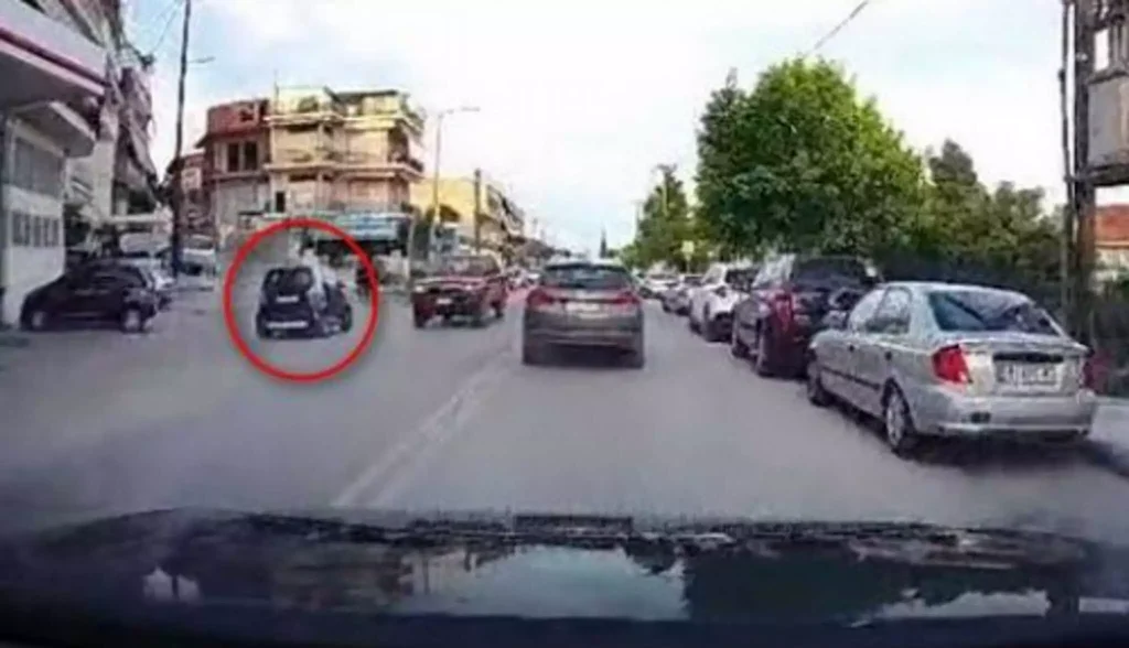Επικίνδυνος οδηγός στη Λαμία έκανε διπλή προσπέραση στο αντίθετο ρεύμα κυκλοφορίας (βίντεο)