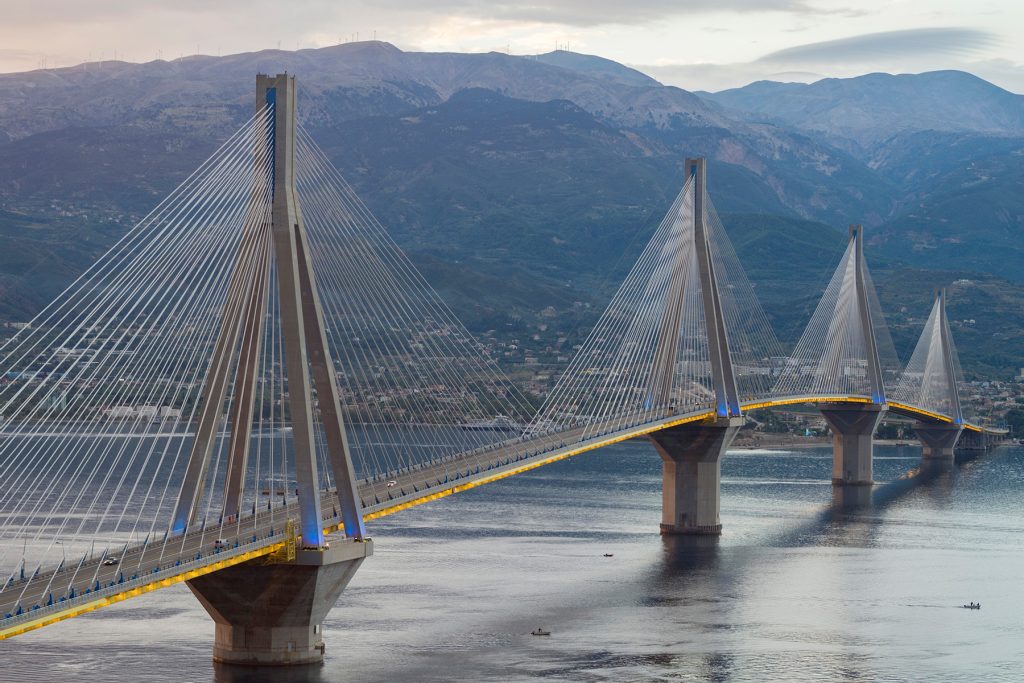 Γέφυρα Ρίου-Αντιρρίου: Αυτό είναι το λάθος στην κατασκευή που άλλαξε όλη την πορεία της