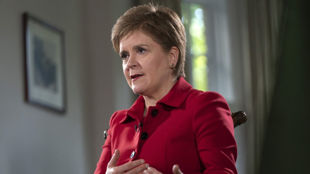 Η πρώην πρωθυπουργός της Σκωτίας ζητά «λίγη ιδιωτικότητα» – «Δεν έκανα τίποτα κακό»