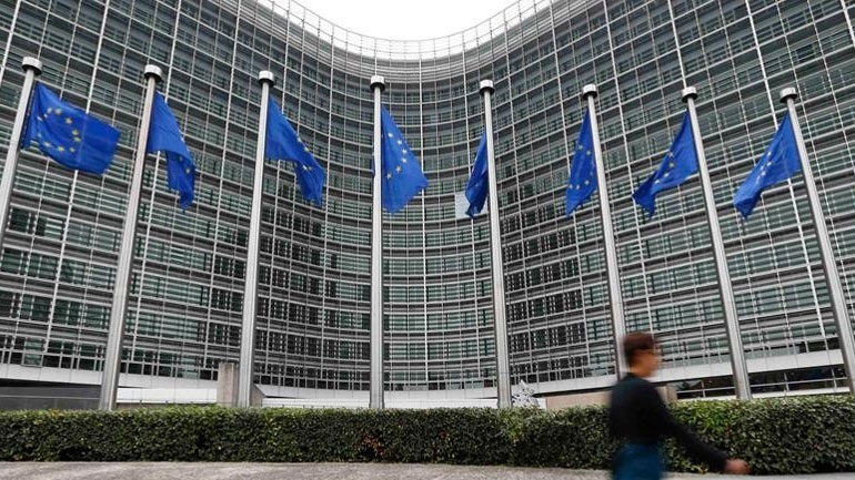 Η ΕΕ ετοιμάζει πακέτο βοήθειας 50 δισεκ. ευρώ στην Ουκρανία