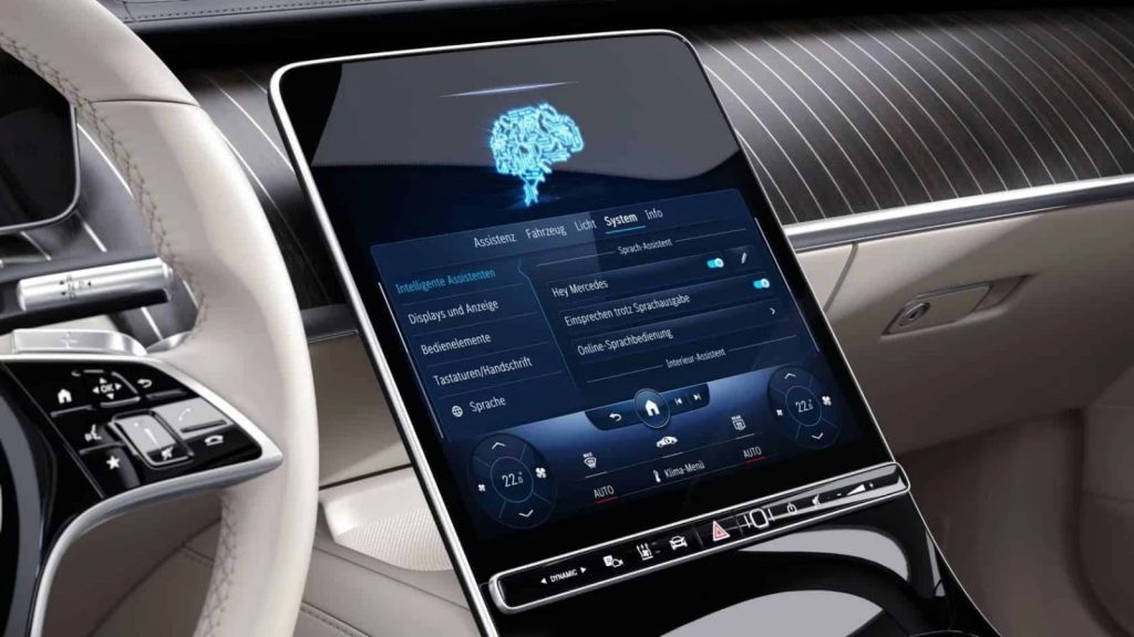 To ChatGPT έρχεται στα αυτοκίνητα της Mercedes-Benz