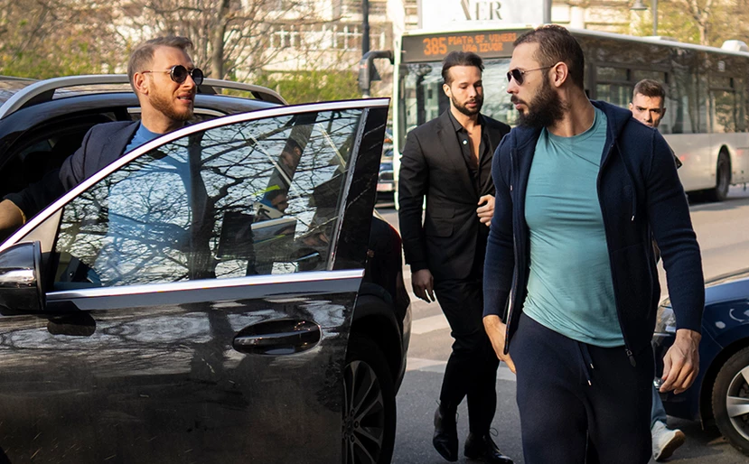 Αντριου Τέιτ: Παραπέμπεται σε δίκη για διακίνηση ανθρώπων και βιασμό