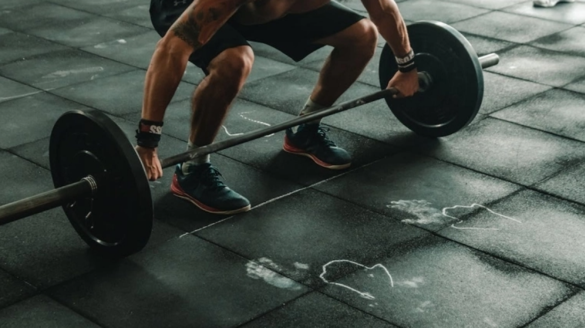 Έδιωξαν από το γυμναστήριο τυφλό άνδρα επειδή κοιτούσε… επίμονα μια κοπέλα