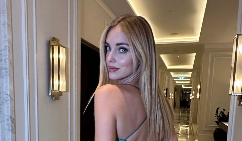 Κιάρα Φεράνι: Αυτές είναι οι προκλητικές της φωτογραφίες που «άναψαν φωτιές» (φώτο)