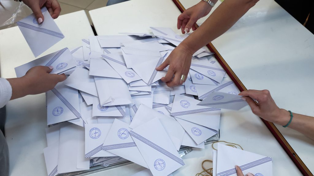Κύπρος: Στο 81,6% η προσέλευση στις κάλπες για τις ελληνικές βουλευτικές εκλογές της 25ης Ιουνίου