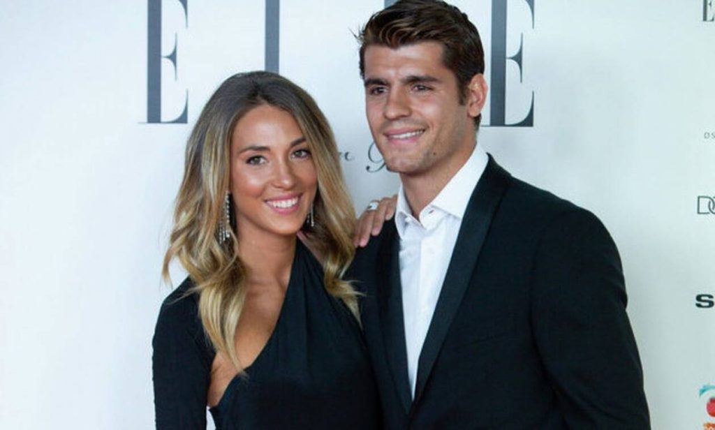 Αλίς Καμπέλο: Η σύζυγος του Άλβαρο Μοράτα πόζαρε με λευκό μαγιό και τους «τρέλανε» όλους! (φώτο)