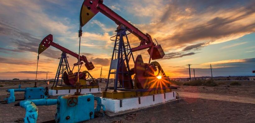 Λιβύη: Η παράλληλη κυβέρνηση απειλεί να αναστείλει τις εξαγωγές πετρελαίου – Είναι η κυριότερη πηγή εσόδων της χώρας