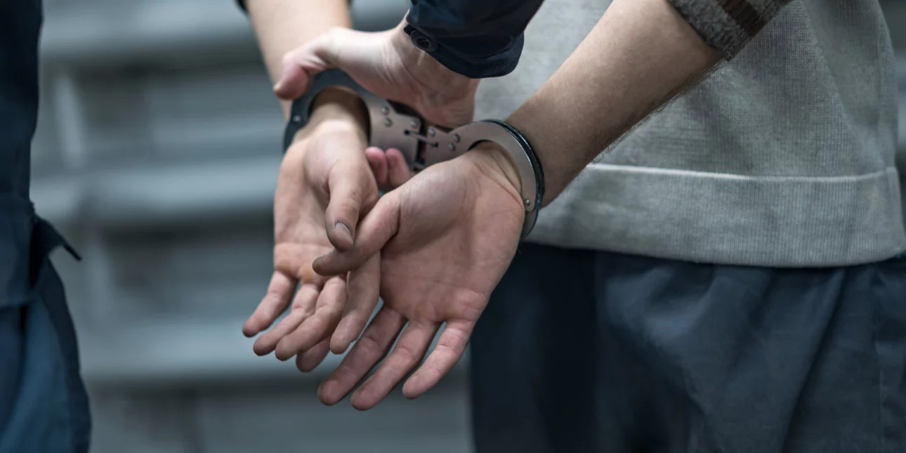 Συνελήφθη ο «φαντομάς» της Ηλείας που είχε καταδικαστεί για απάτες σε κάθειρξη 20 ετών