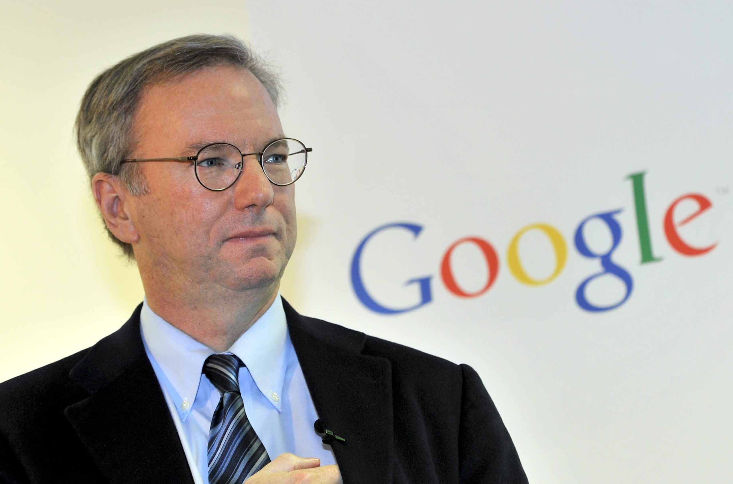 Πρώην CEO της Google: «Οι εκλογές στις ΗΠΑ το 2024 θα είναι ένα χάος λόγω τεχνητής νοημοσύνης»