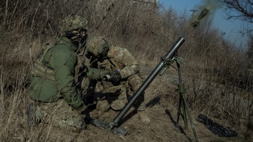 Βίντεο: Σφοδρές μάχες στα δάση της Λίμαν – Οι Ρώσοι επιχειρούν να προσεγγίσουν την πόλη