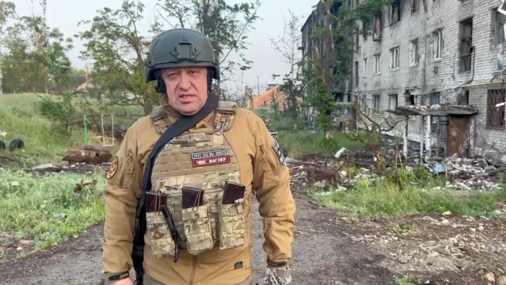 Αμερικανός αξιωματούχος: «Ο Γ.Πριγκόζιν μένει σε ξενοδοχείο χωρίς παράθυρο στο Μινσκ για να μην τον δολοφονήσουν»