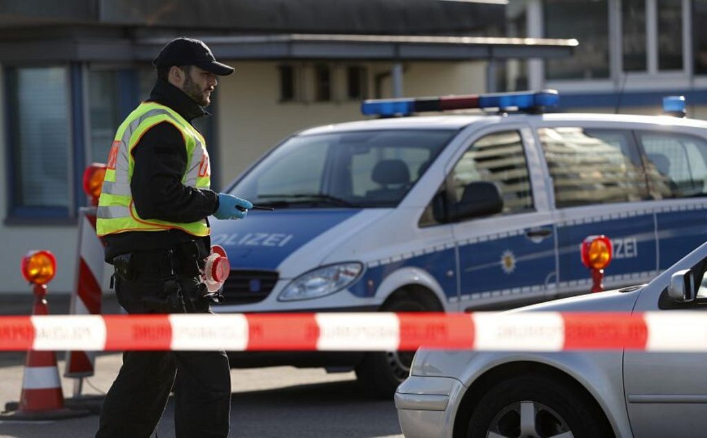 Βερολίνο: Οπλισμένος άνδρας φέρεται να εισέβαλε σε σχολείο