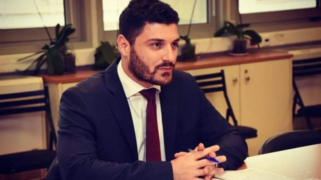 Κοινό μέτωπο ΠΑΣΟΚ-ΣΥΡΙΖΑ κατά της ΝΔ στις αυτοδιοικητικές εκλογές προανήγγειλε ο Δ.Τεμπονέρας