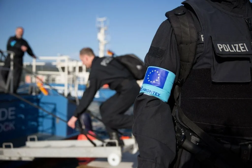 NY Times: «Η Frontex σκέφτεται να φύγει από την Ελλάδα»