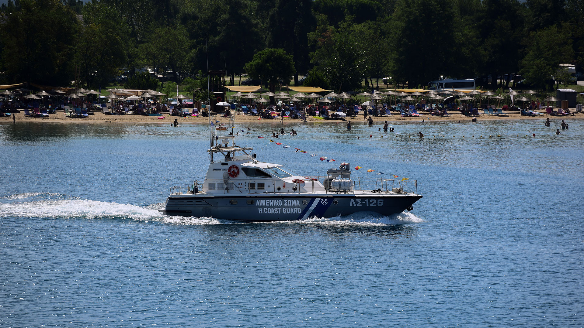 Χαλκιδική: Λουόμενος βρήκε χειροβομβίδα μέσα στη θάλασσα – Μόλις 20 μέτρα από την ακτή