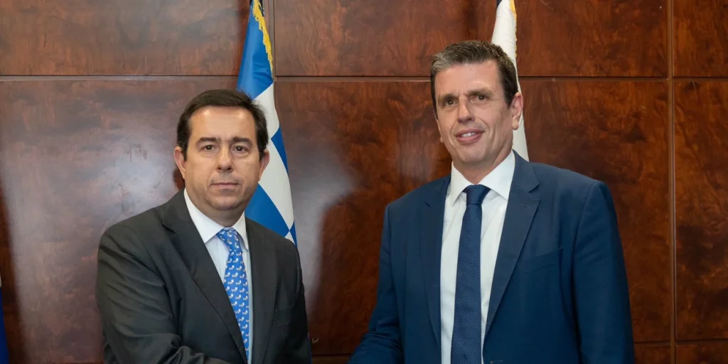 Με τον Δ.Καιρίδη συναντήθηκε ο Ν.Μηταράκης – Συζήτησαν για το μεταναστευτικό