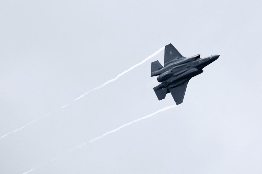 Οι ΗΠΑ πωλούν 24 stealth μαχητικά F-35 στη Τσεχία – Τι περιλαμβάνει η συμφωνία
