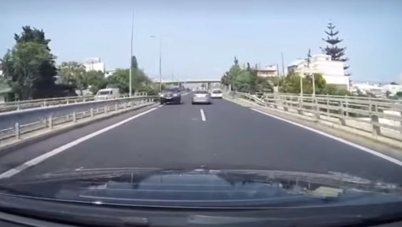 Βίντεο ντοκουμέντο με την τρελή πορεία αυτοκινήτου στην Κρήτη: Οδηγούσε ανάποδα από Κνωσού προς Χανιά