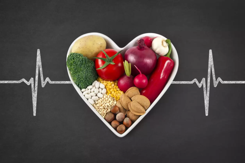 Οι έξι ομάδες τροφίμων που θα μπορούσαν να σας βοηθήσουν στη μείωση της χοληστερίνης