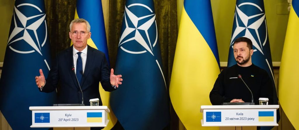 Β.Ζελένσκι: «Χαιρετίζει τις προσωπικές προσπάθειες του Γ.Στόλτενμπεργκ υπέρ της Ουκρανίας»
