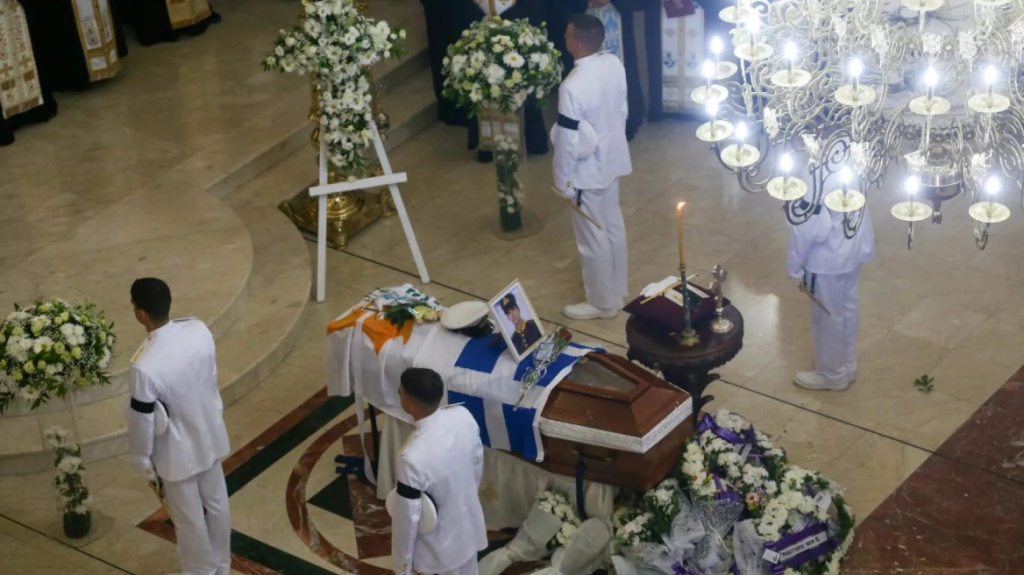 Κύπρος: Πραγματοποιήθηκε η κηδεία του 20χρονου Εύελπι που «έσβησε» σε στρατιωτική άσκηση