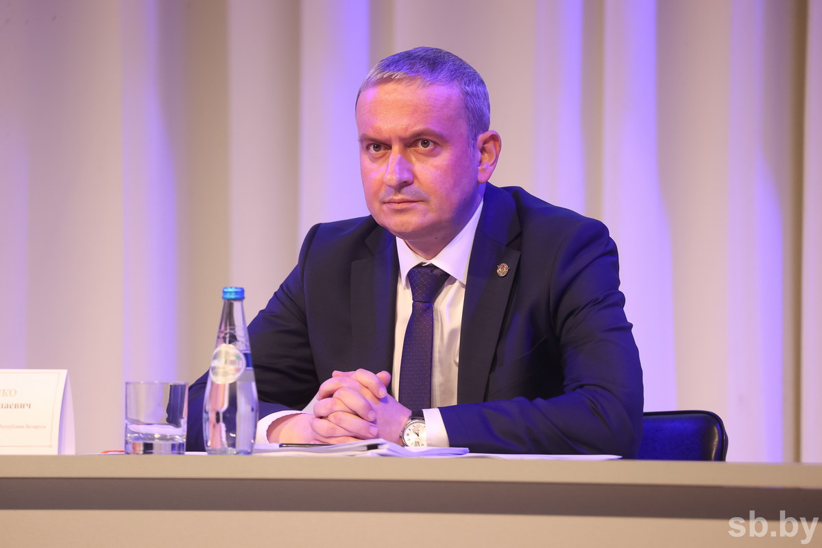 Λευκορωσία: Πέθανε ξαφνικά ο υπουργός Μεταφορών – Είχε συμβάλει στη σύλληψη του νεοναζί Ρ.Προτάσεβιτς