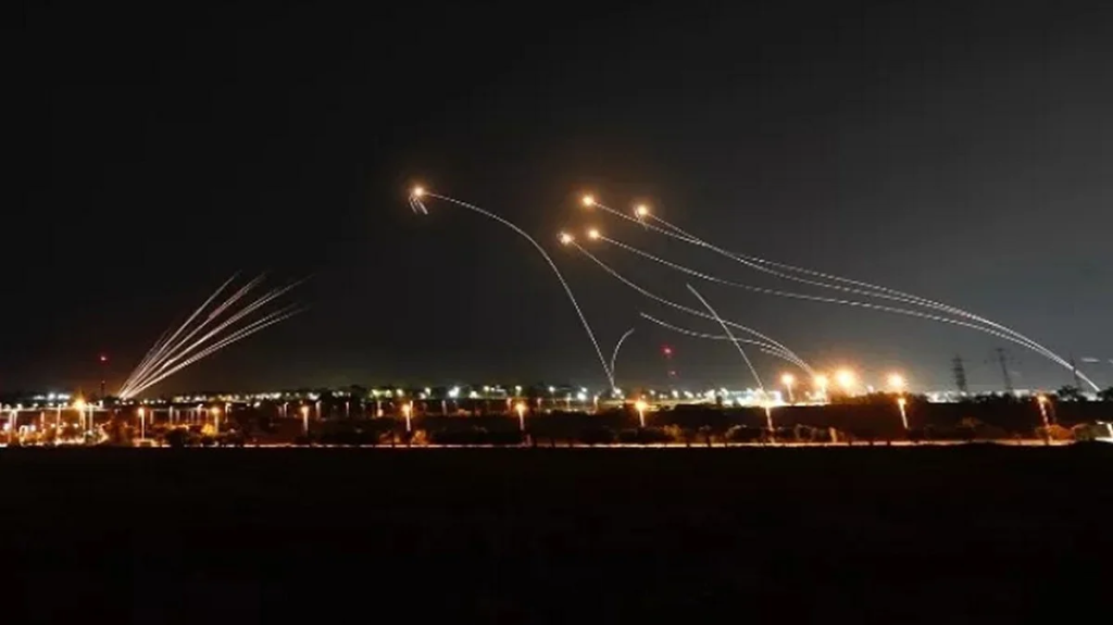 Λωρίδα της Γάζας: Εκτοξεύθηκαν πέντε ρουκέτες εναντίον του νότιου Ισραήλ (βίντεο)