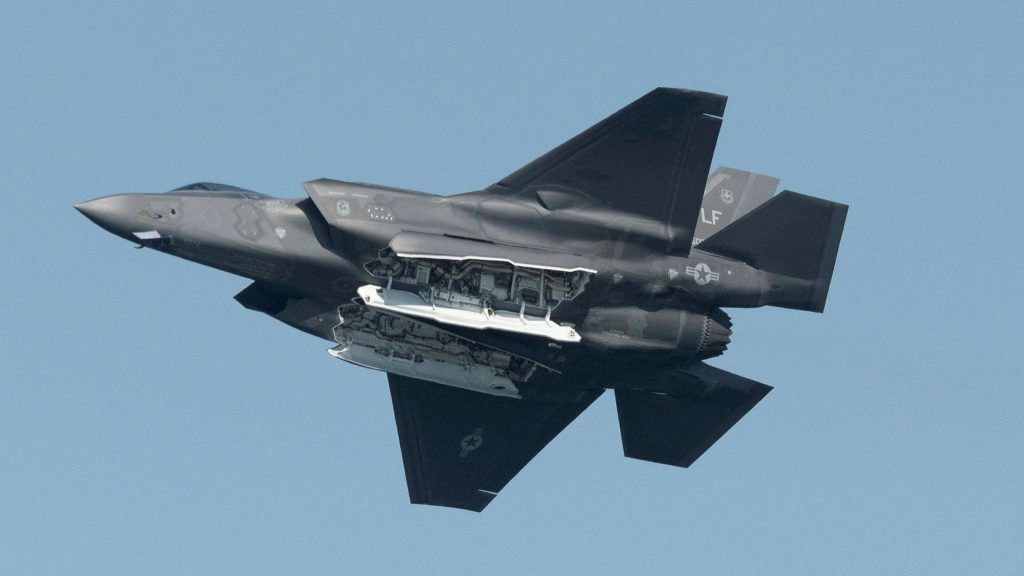 Γερμανία: Με παραγγελία για 35 μαχητικά κερδίζει εργοστάσιο για την κατασκευή 400 ατράκτων F-35