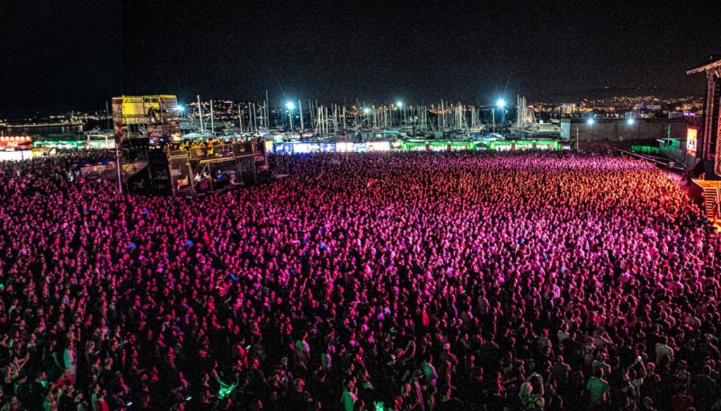 Παλαιό Φάληρο: Ο Δήμος παρενέβη για την ηχορύπανση και το κυκλοφοριακό μετά τις καταγγελίες των κατοίκων