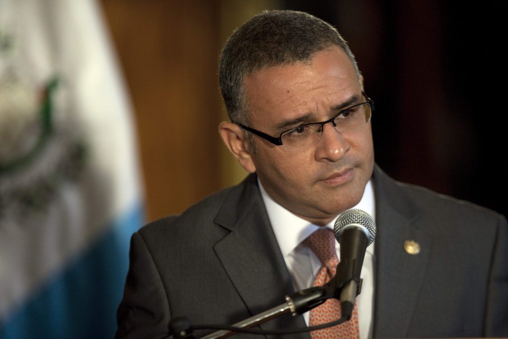 Ελ Σαλβαδόρ: Σε άλλα έξι χρόνια κάθειρξη για φοροδιαφυγή καταδικάστηκε ο πρώην πρόεδρος της χώρας