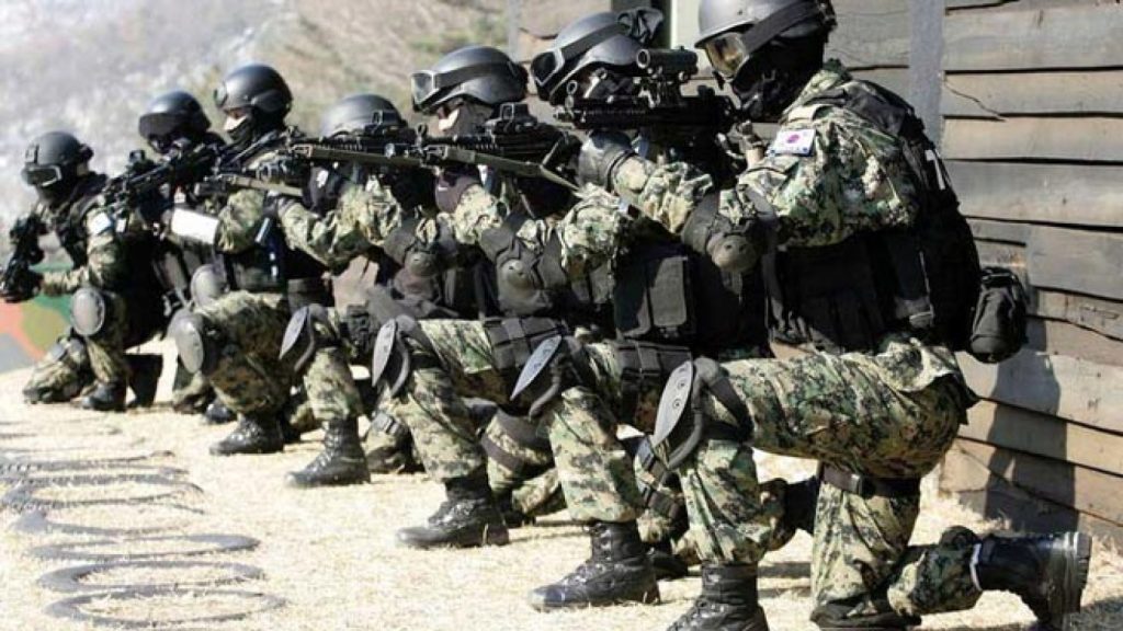 Οι Ρώσοι διέσπασαν την ουκρανική άμυνα στην Κρεμέναγια