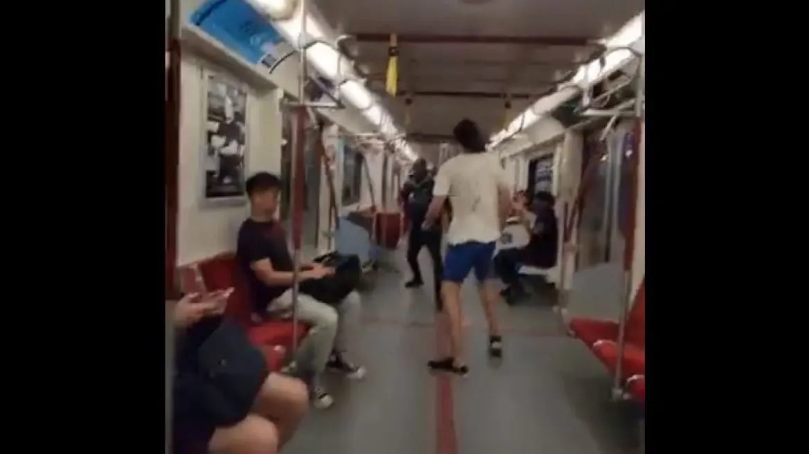 Τορόντο: Βίντεο ντοκουμέντο – Η στιγμή που άγνωστος μαχαιρώνει επιβάτη του μετρό