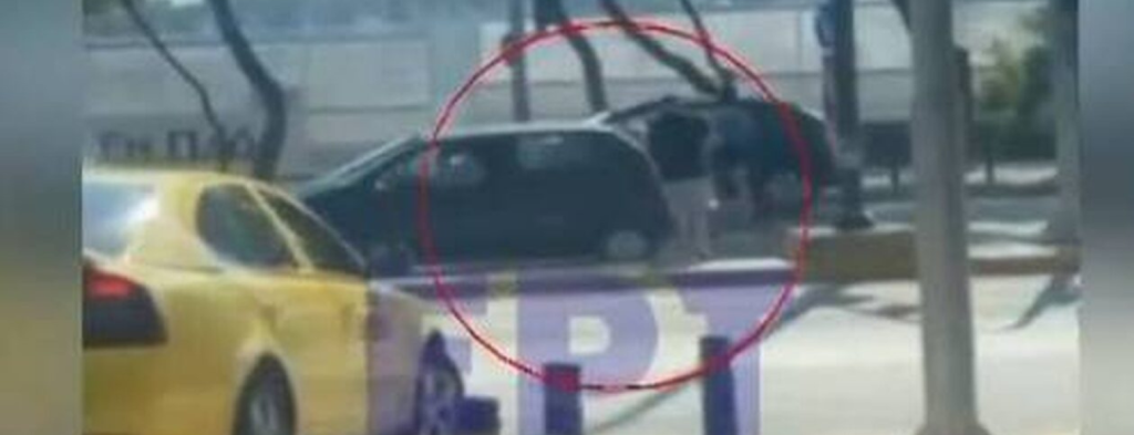 Bίντεο-σοκ: 28χρονος βρίσκει τραγικό θάνατο στην Λεωφόρο Ποσειδώνος – Τον εκσφενδόνισε διερχόμενο όχημα
