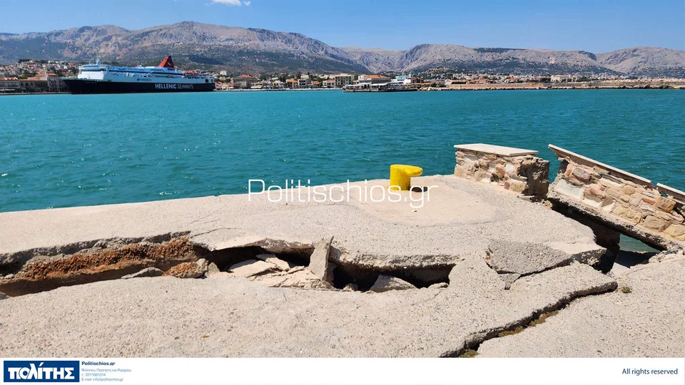 Χίος: To πλοίο «Νήσος Σάμος» προσέκρουσε στο λιμάνι – Δεν αναφέρθηκε τραυματισμός
