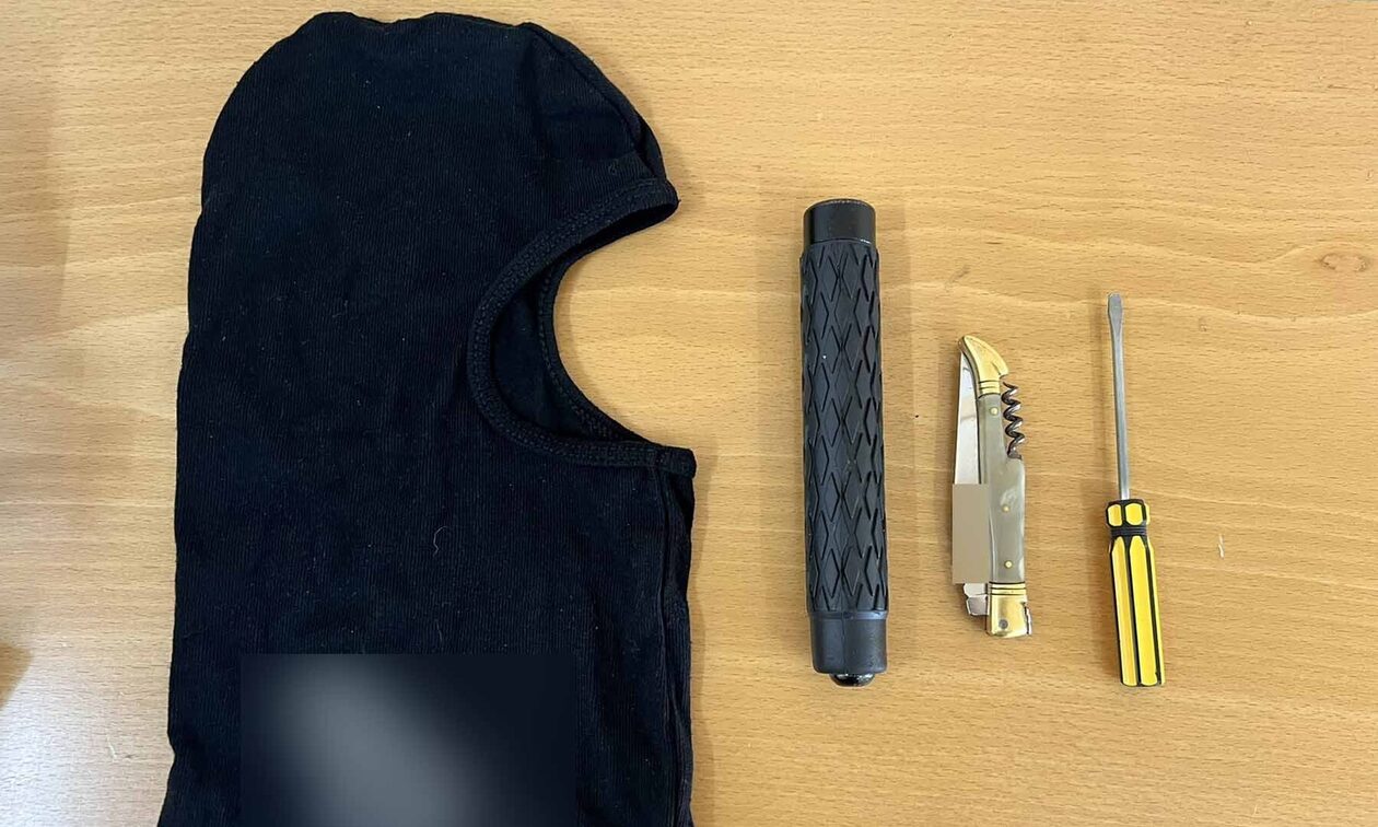 Χειροπέδες σε έξι ανήλικους στον Άγιο Δημήτριο για παράβαση της νομοθεσίας περί όπλων