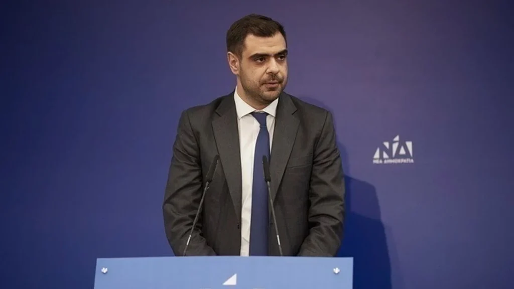 Κυβέρνηση: «Προσωπικές απόψεις του Γ.Φλωρίδη όσα είπε για άρση του ακαταδίωκτου των τραπεζικών στελεχών»