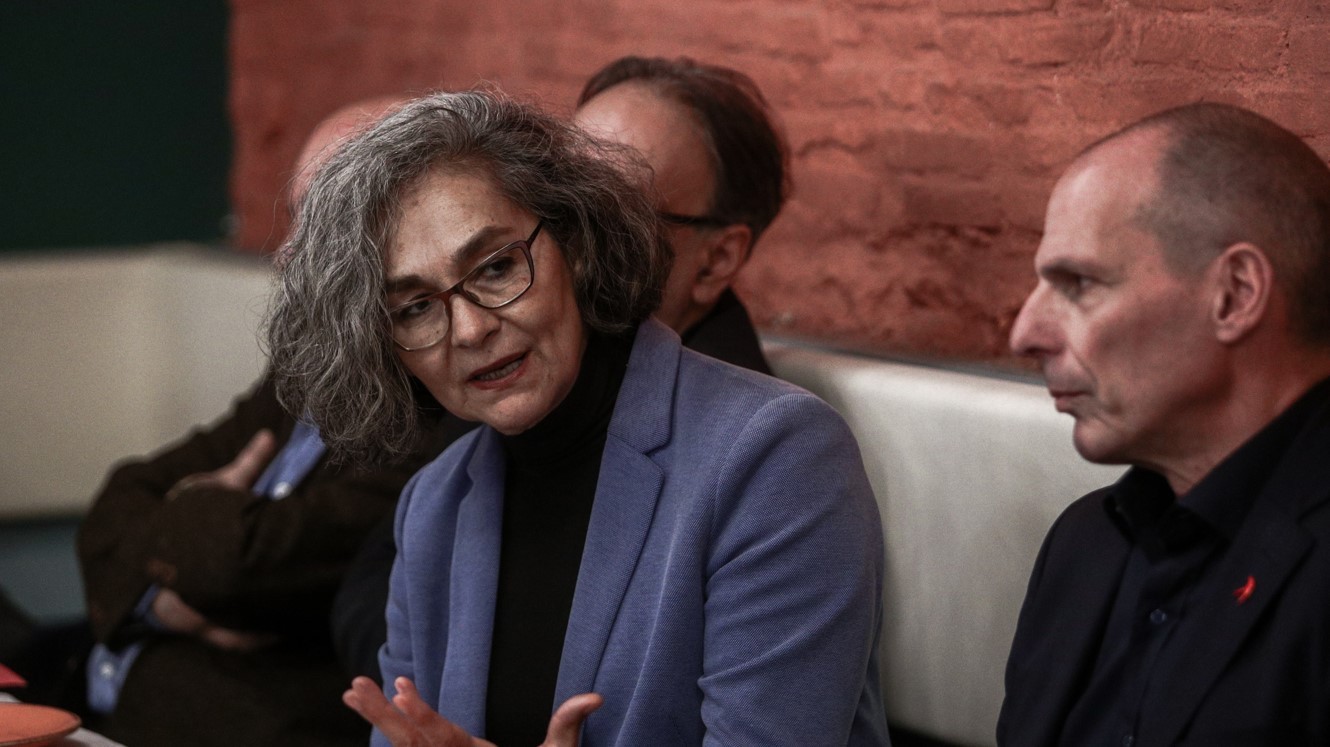 Η Σοφία Σακοράφα ανακοίνωσε ότι αποχωρεί από το ΜέΡΑ25 – Έφυγε νύχτα λίγο πριν την διαγράψουν