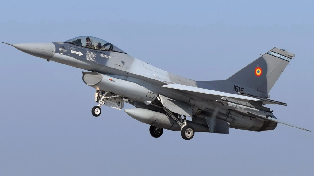 ΗΠΑ: «Θα δώσουμε τα F-16 στην Ουκρανία όταν ολοκληρωθεί η εκπαίδευση των πιλότων της»