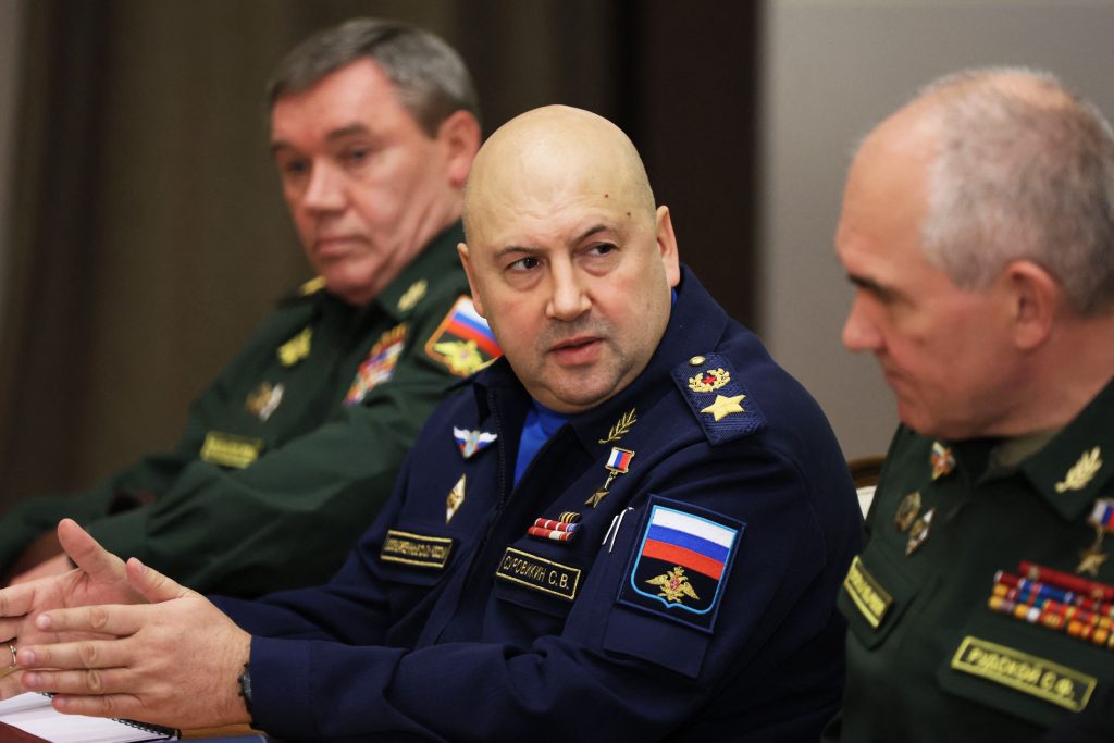Η Μόσχα επιβεβαιώνει τον «αποκεφαλισμό» του στρατηγού Σ.Σουροβίκιν: «Ξεκουράζεται» – Αγνοείται η τύχη του