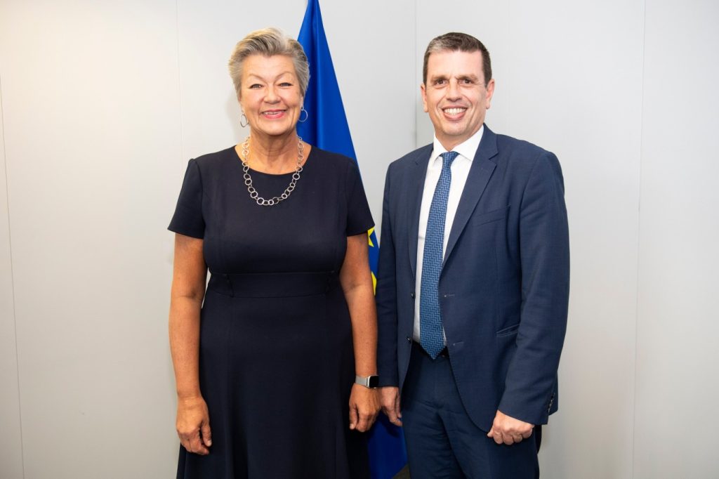 Συνάντηση Καιρίδη – Γιόχανσον: «Είχαμε πετυχημένη μεταναστευτική πολιτική»