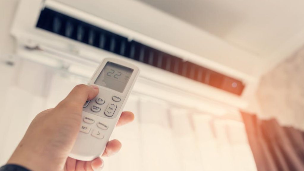 Καύσωνας «Κλέων»: Αναλυτικές οδηγίες για εξοικονόμηση ενέργειας – Τι πρέπει να αποφεύγουμε