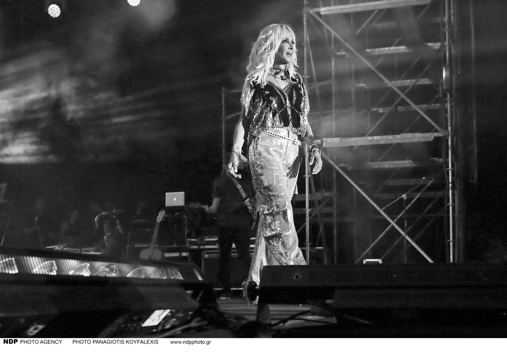 Άννα Βίσση στους θαυμαστές της: «Μην με αφήσετε να πεθάνω» (βίντεο)