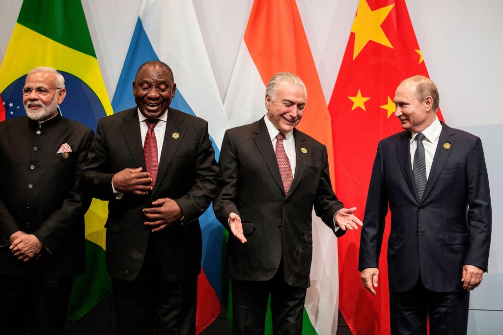 BRICS: Θα εξεταστεί το ενδεχόμενο ένταξης νέων χωρών στη σημερινή σύνοδο