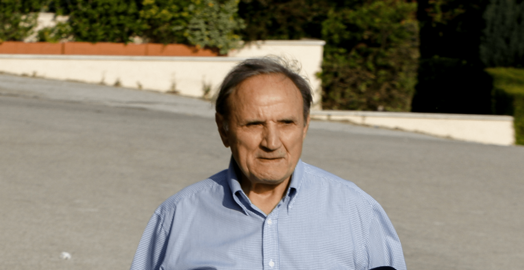 Υποψήφιος για την προεδρία του ΣΥΡΙΖΑ και ο Στέφανος Τζουμάκας