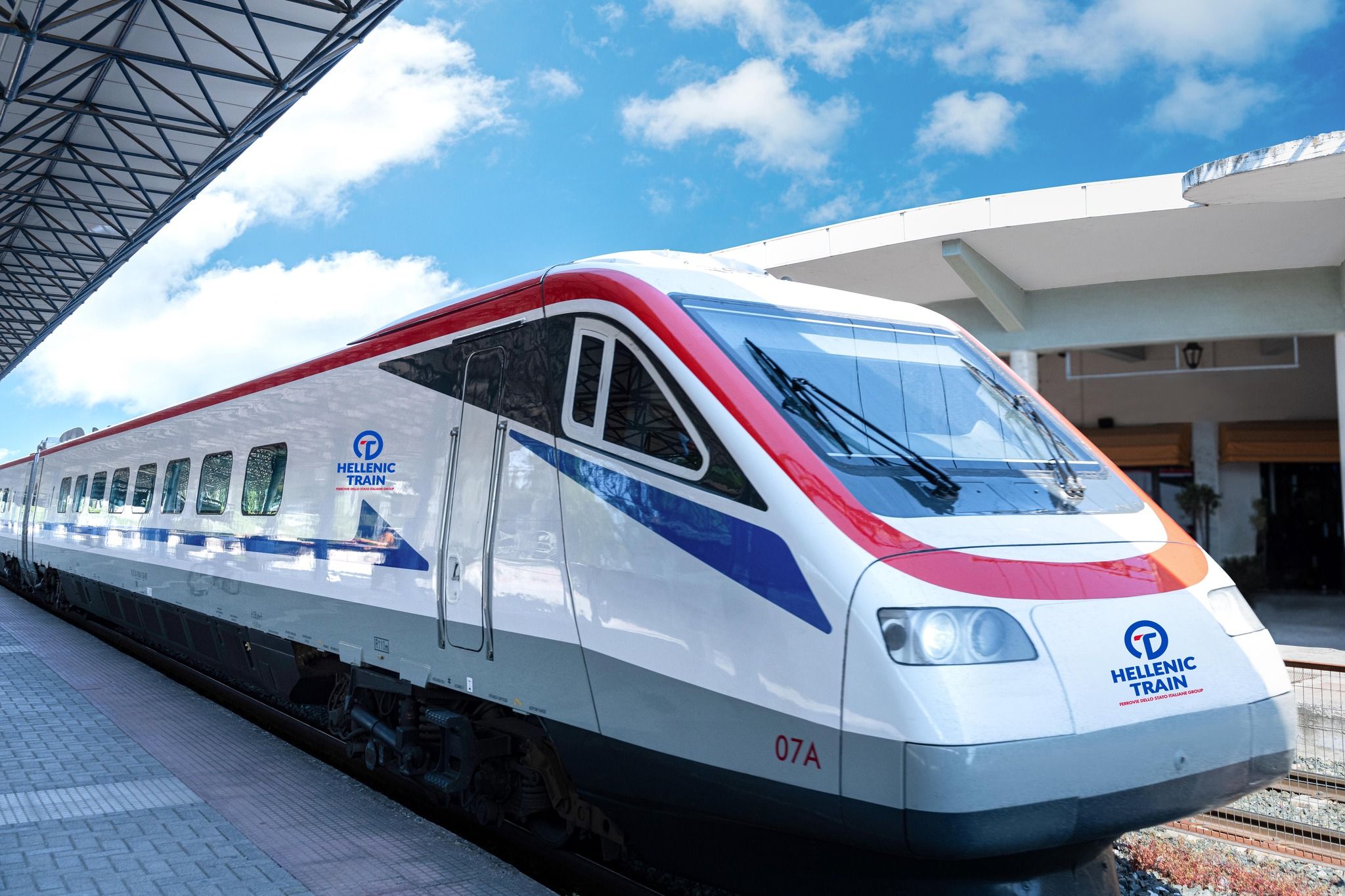 Συρμός της Hellenic Train έφυγε από την Θεσσαλονίκη με 82 λεπτά καθυστέρηση