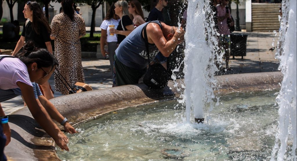 «Έρχεται» νέο κύμα καύσωνα από την Πέμπτη με 43άρια – Η πρόβλεψη του Θ.Κολυδά