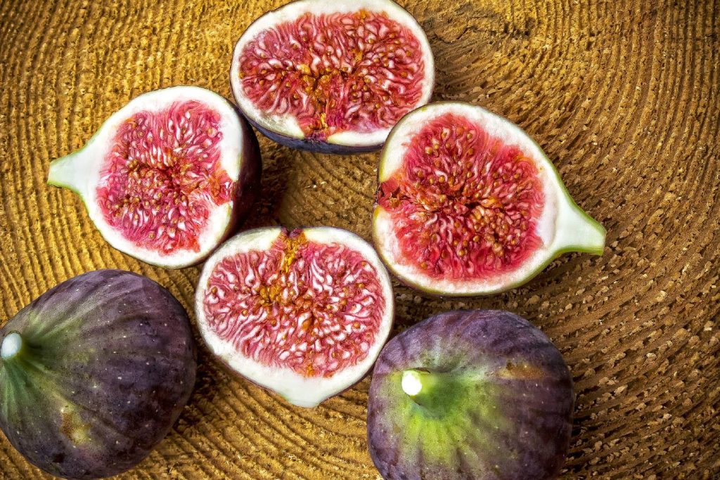 Τα οφέλη που έχει το σύκο για την υγεία – Θερμίδες και διατροφικά στοιχεία