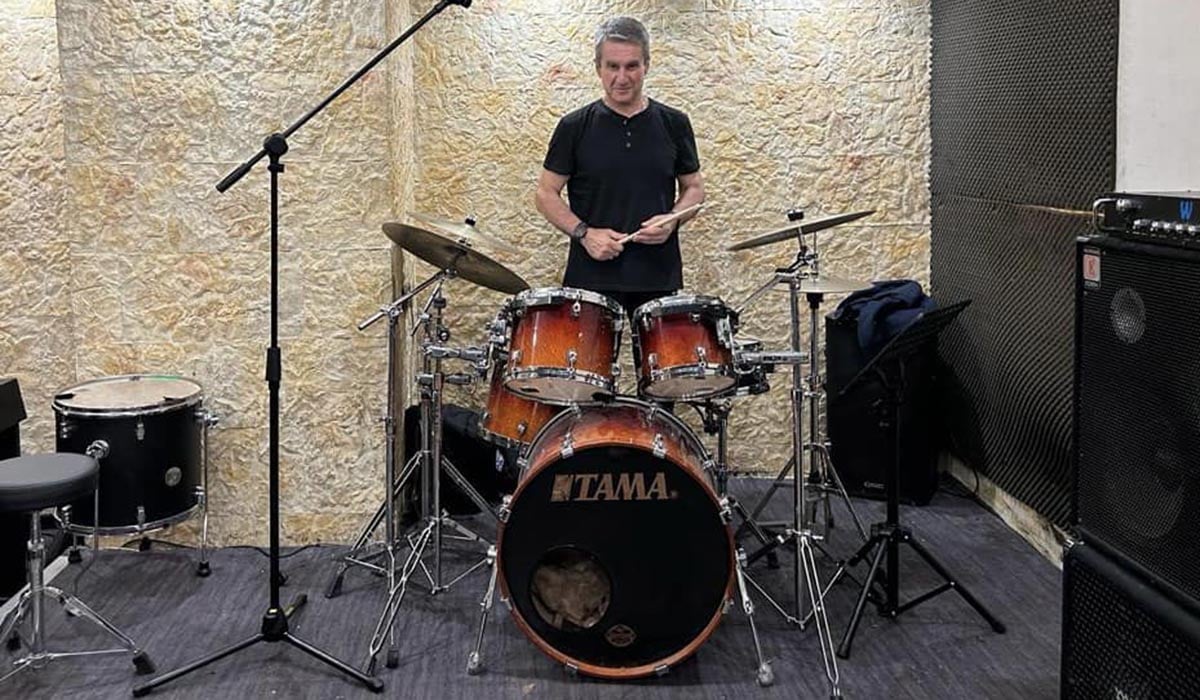 Α.Λοβέρδος: Μίλησε για την απόφαση του να παίξει ντραμς στο πλευρό του Χ.Μενιδιάτη σε πανηγύρι της Φωκίδας